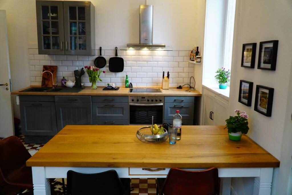 Großzügige 185m2-Altbauwohnung in Bestlage 7Zimmer-2Bäder-2Küchen-2WCs Hamburg Exterior foto
