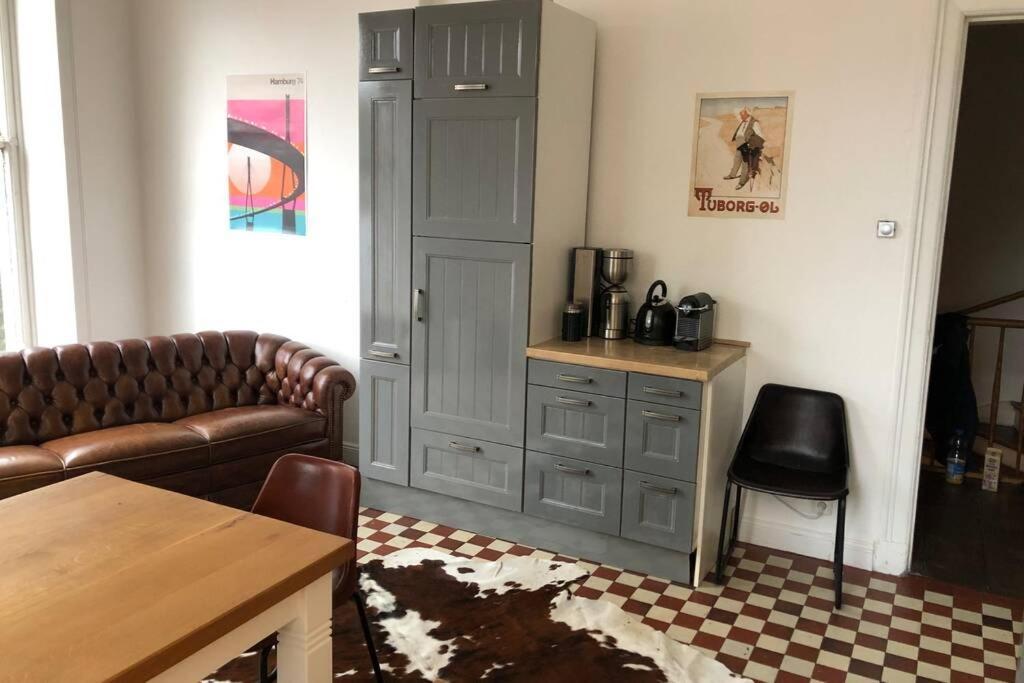 Großzügige 185m2-Altbauwohnung in Bestlage 7Zimmer-2Bäder-2Küchen-2WCs Hamburg Exterior foto
